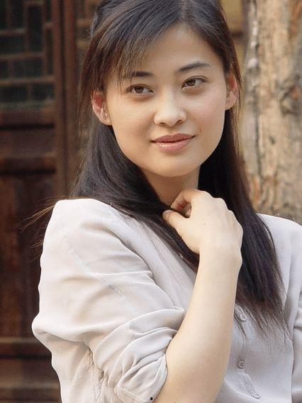 娱乐吃瓜四字女星名字,揭秘她的成名之路与争议瞬间